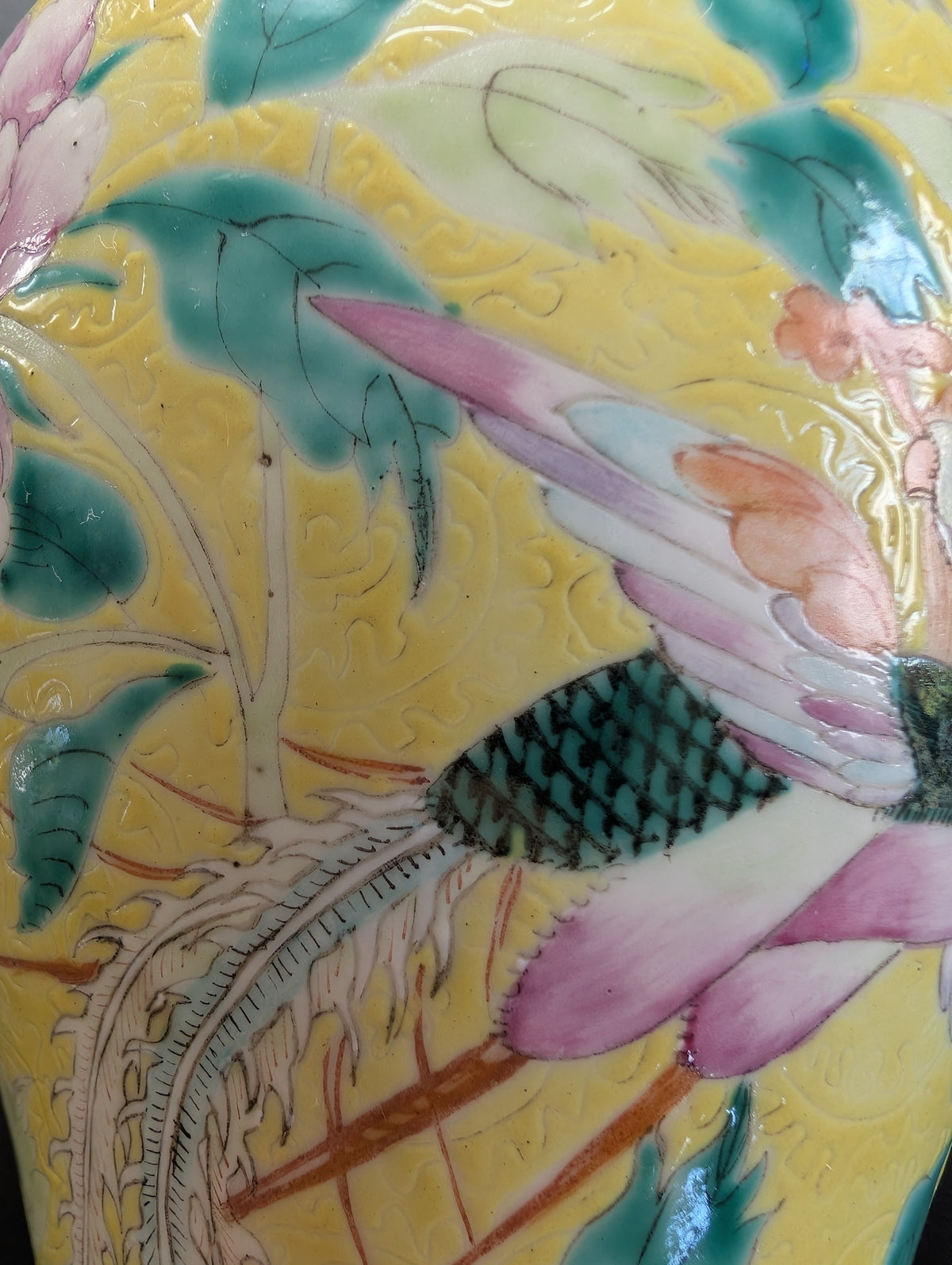 Chinese antique yellow scraffito ground with double pheonixes , 19th #2988