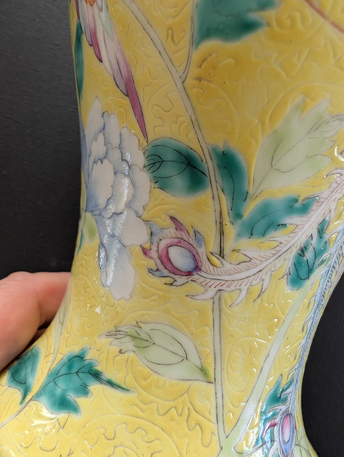Chinese antique yellow scraffito ground with double pheonixes , 19th #2988