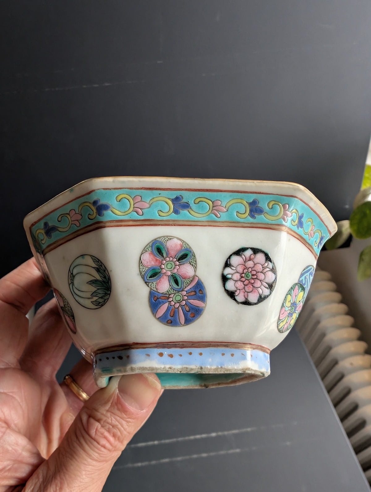 Chinese antique altar bowl with silk ball celebration, Tongzhi Mark & Period #2799