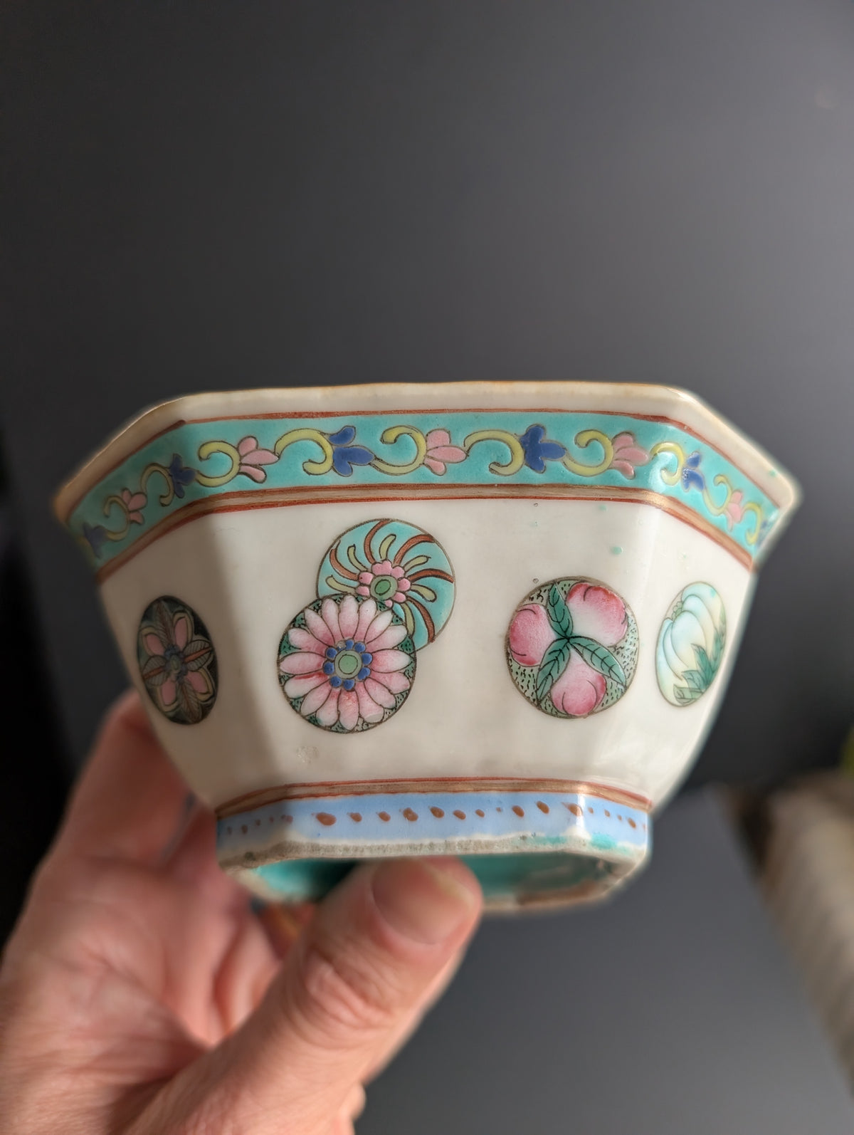 Chinese antique altar bowl with silk ball celebration, Tongzhi Mark & Period #2799
