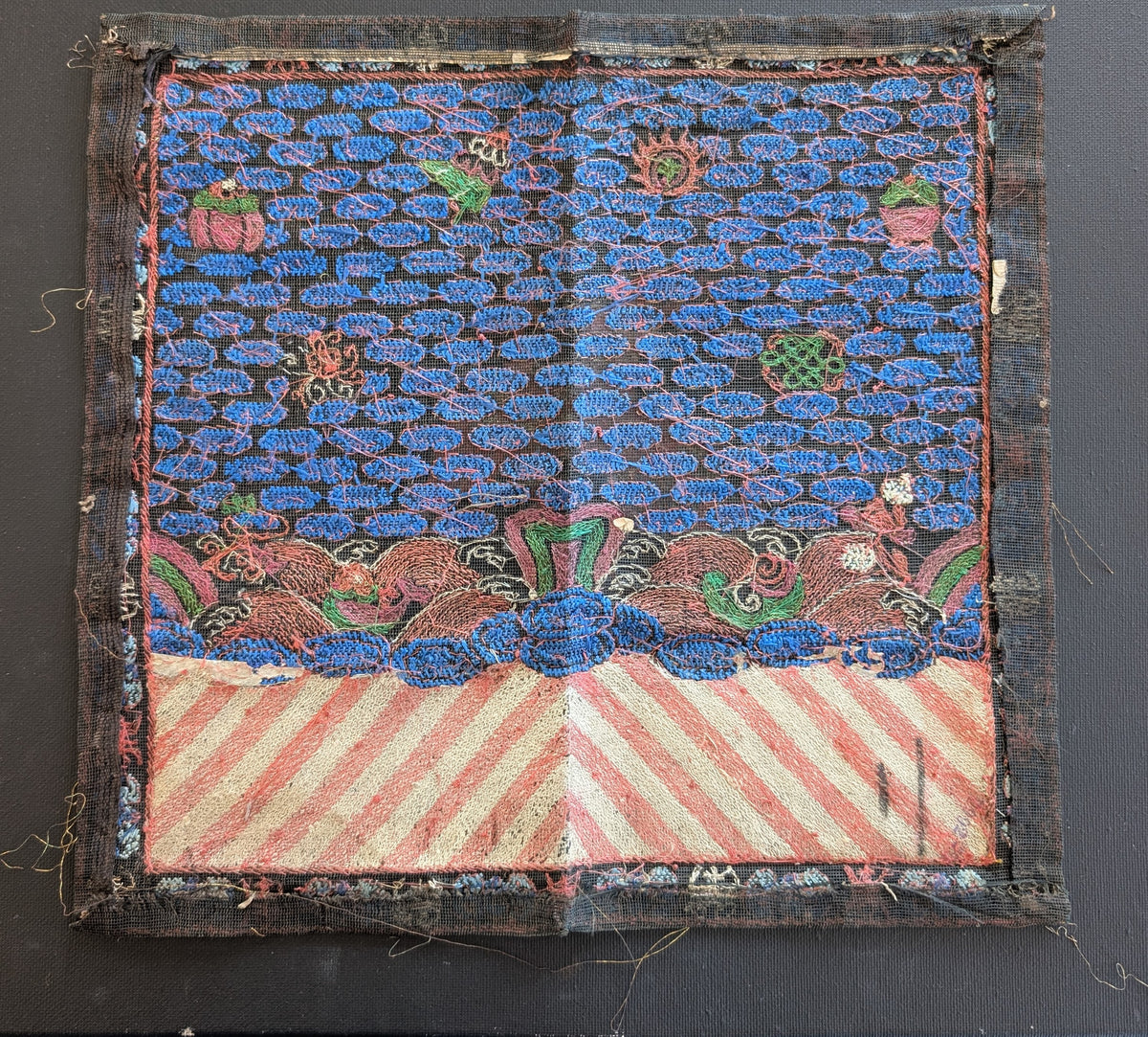 Chinese antique Civilian Rank badge with gold thread embroidery, 3rd Rank 19c #2961