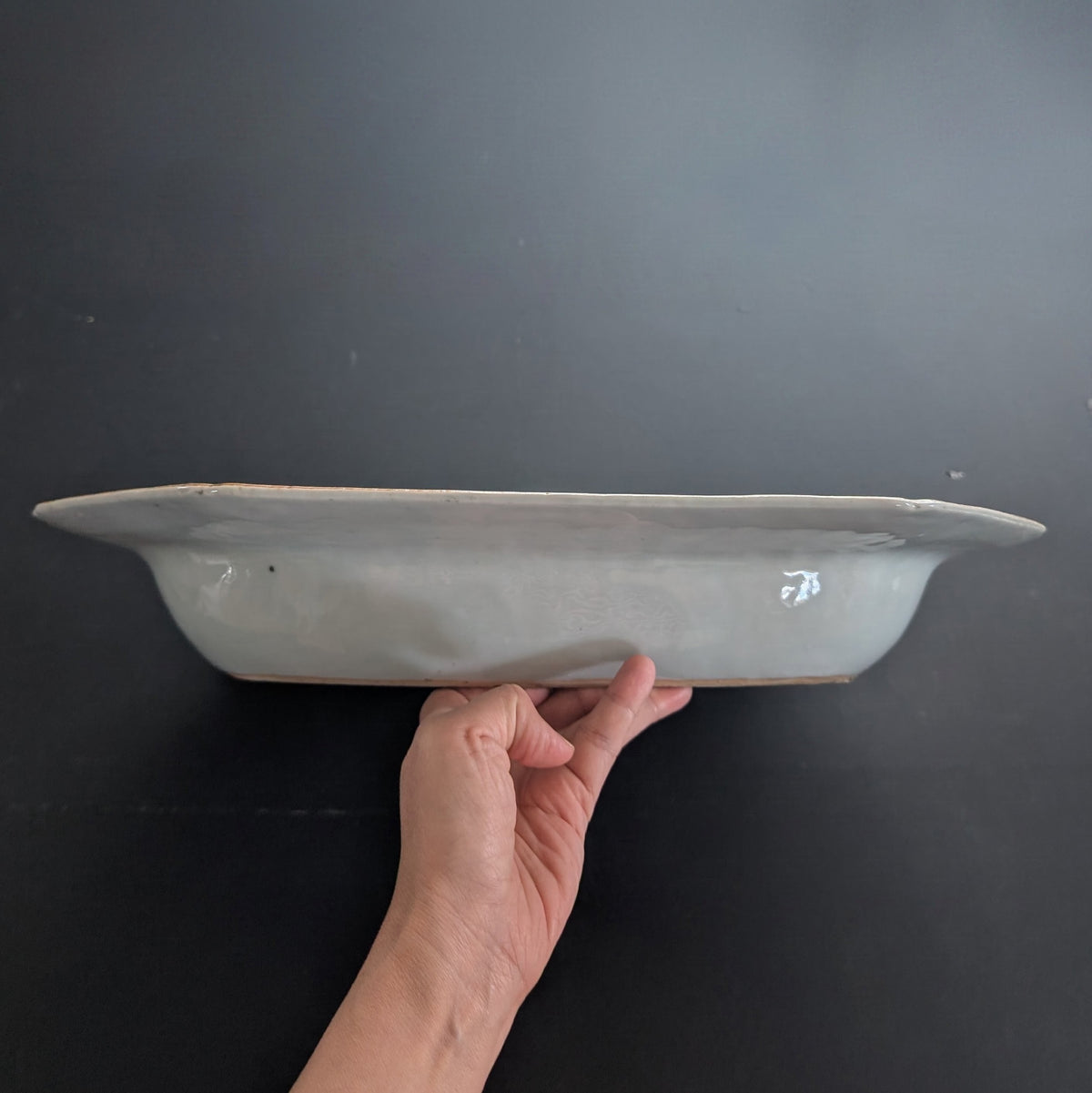 Chinese antique platter in underglazed blue and white, 18th c #2981