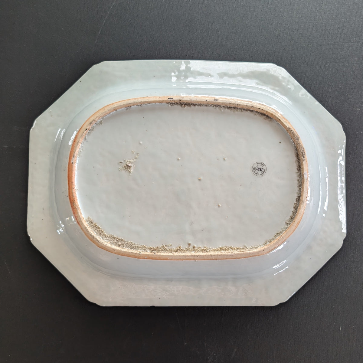 Chinese antique platter in underglazed blue and white, 18th c #2981