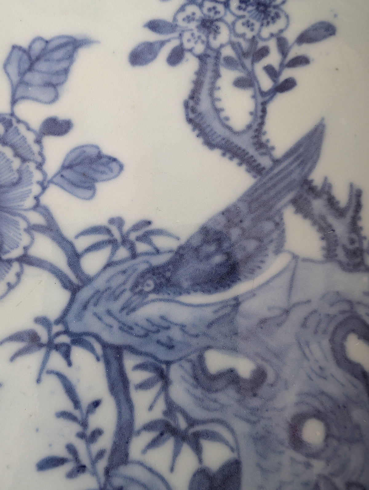Chinese antique platter in underglazed blue and white, 18th c #2981