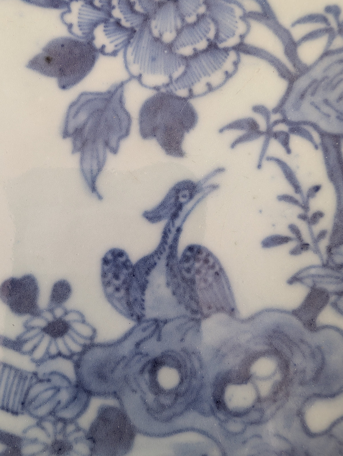 Chinese antique platter in underglazed blue and white, 18th c #2981