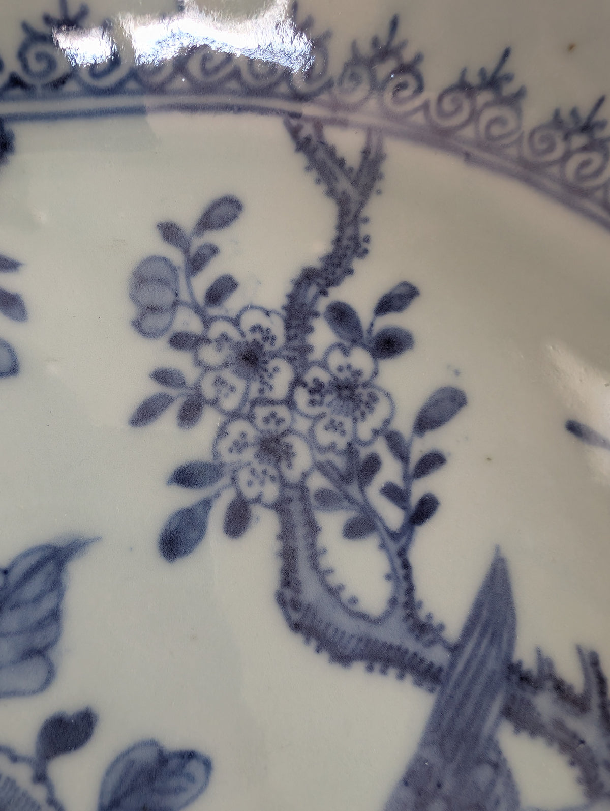Chinese antique platter in underglazed blue and white, 18th c #2981