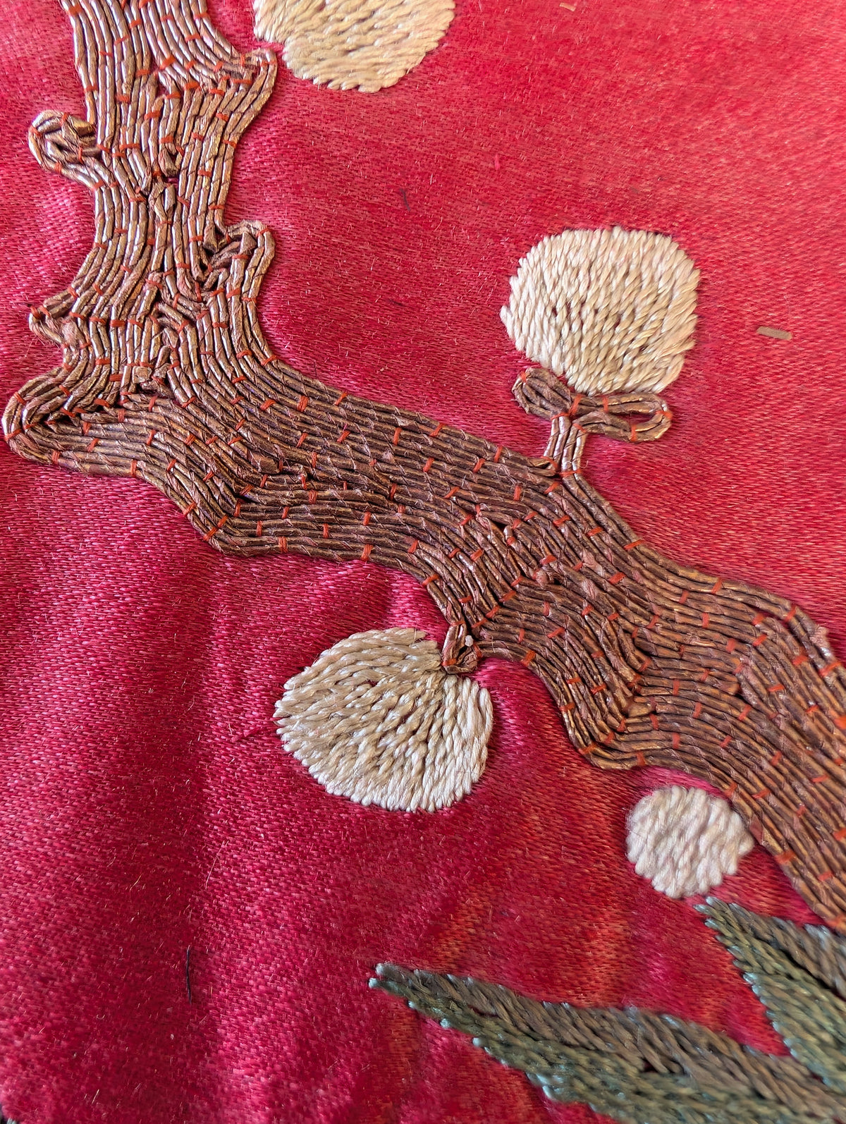 Chinese Antique silk embroidery with figure decoration, Qing Dynasty #2990