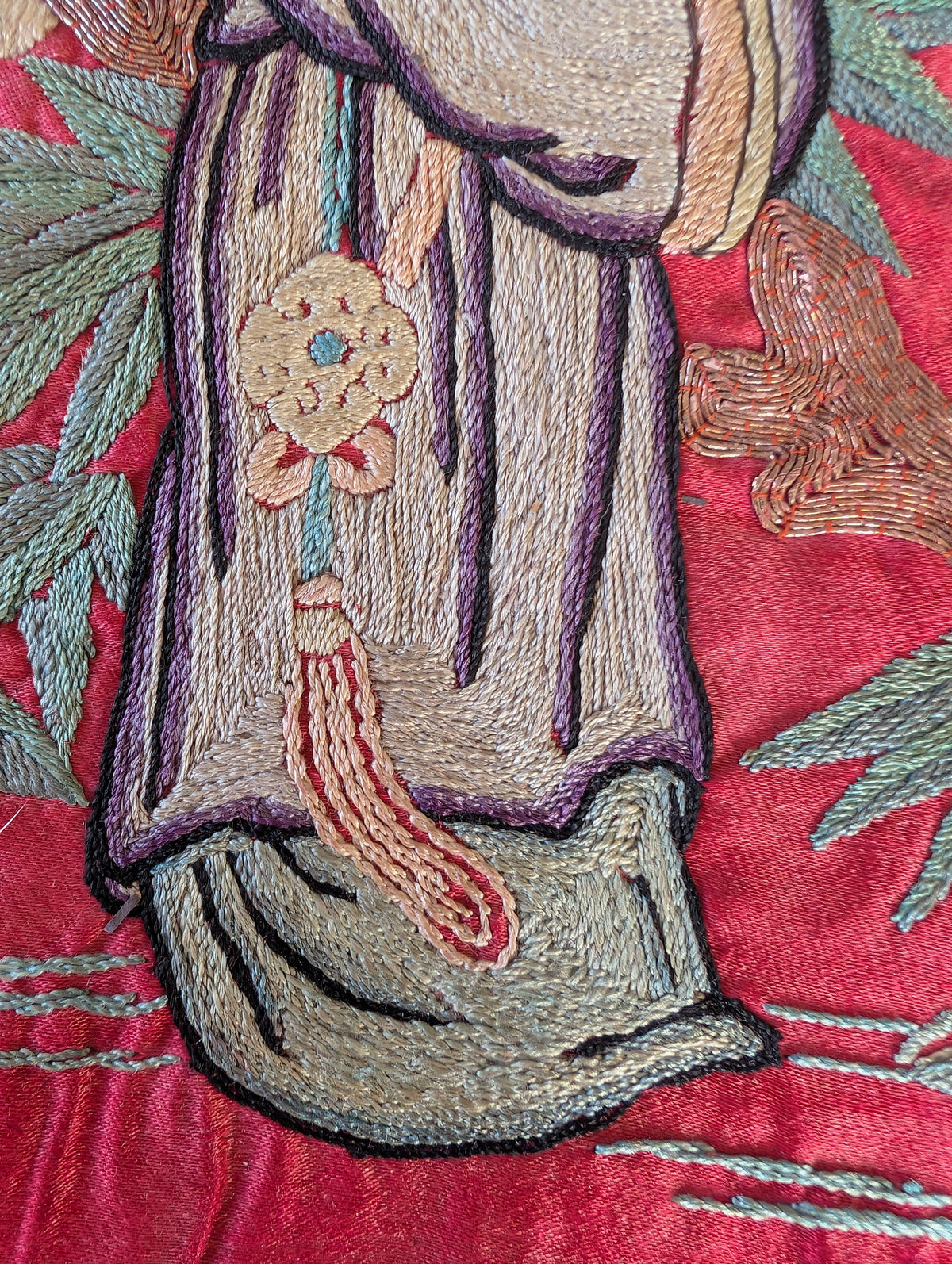 Chinese Antique silk embroidery with figure decoration, Qing Dynasty #2990