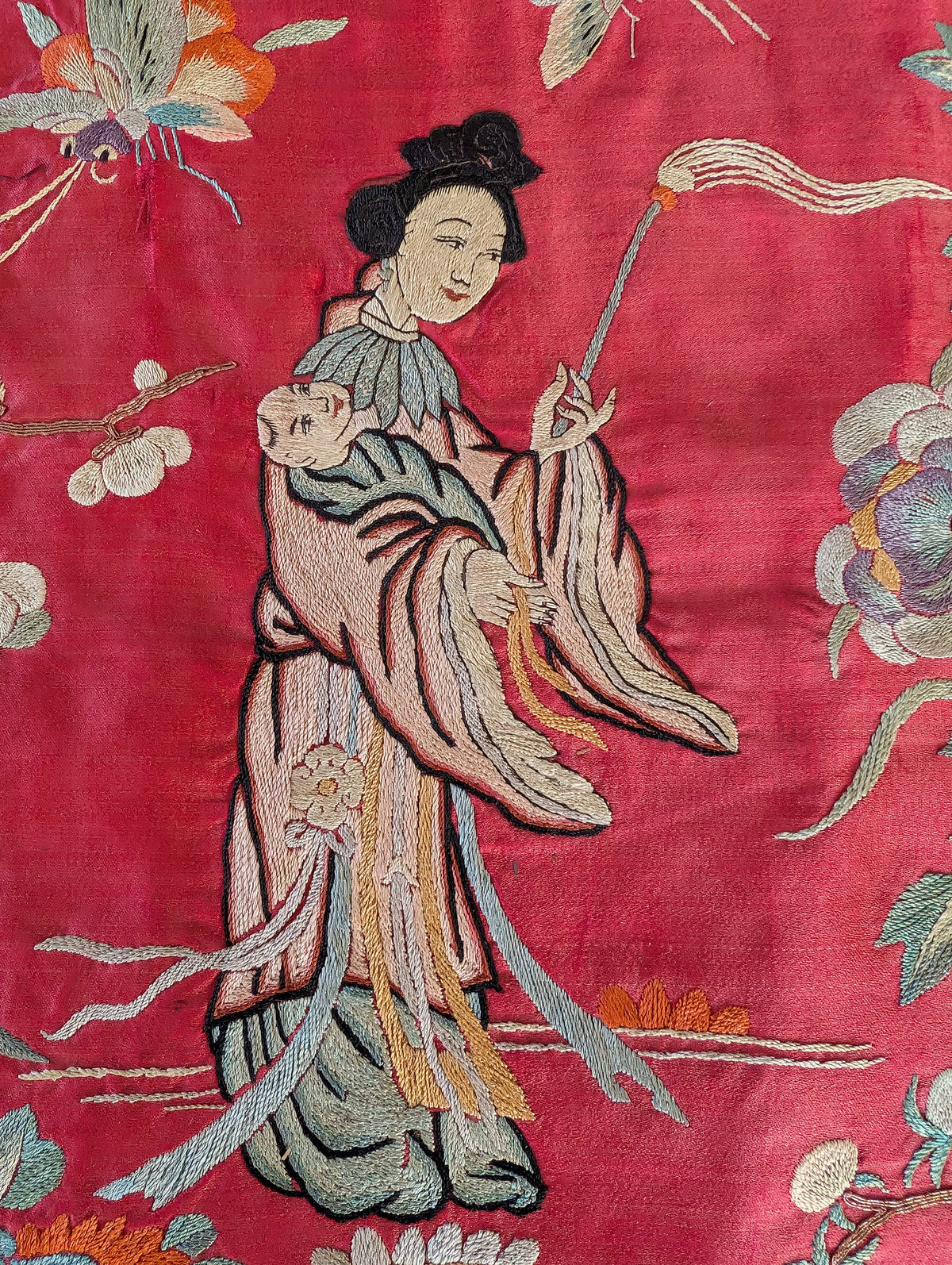 Chinese Antique silk embroidery with figure decoration, Qing Dynasty #2990