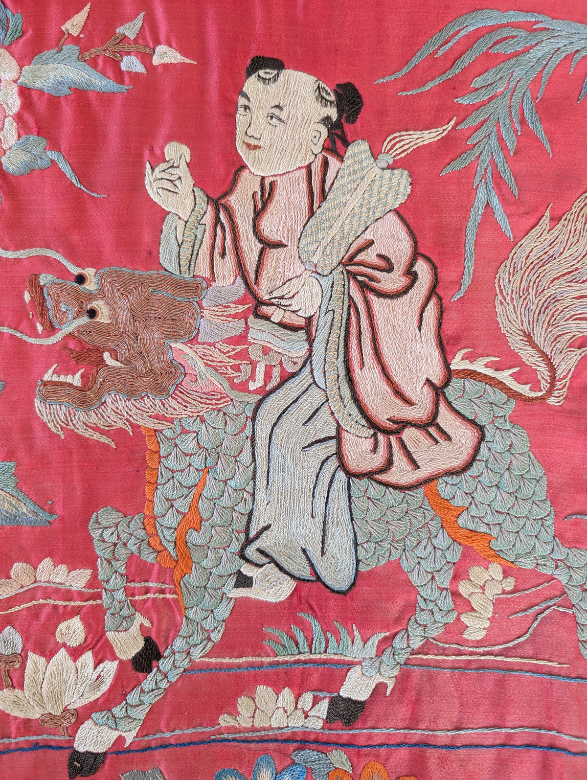 Chinese Antique silk embroidery with figure decoration, Qing Dynasty #2990