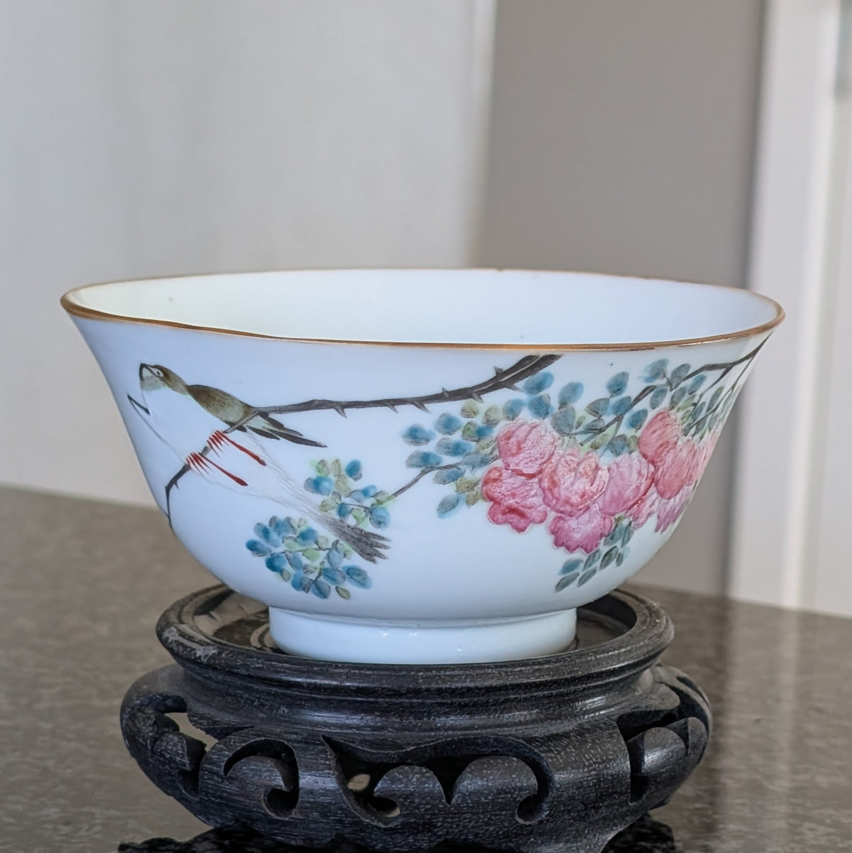 Chinese antique bowl decorated with a bird and calligraphy, 19th century #2993