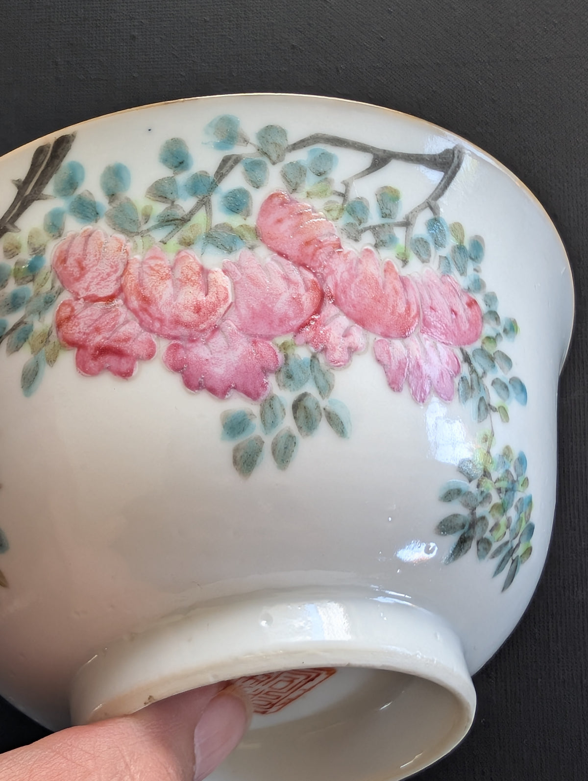 Chinese antique bowl decorated with a bird and calligraphy, 19th century #2993