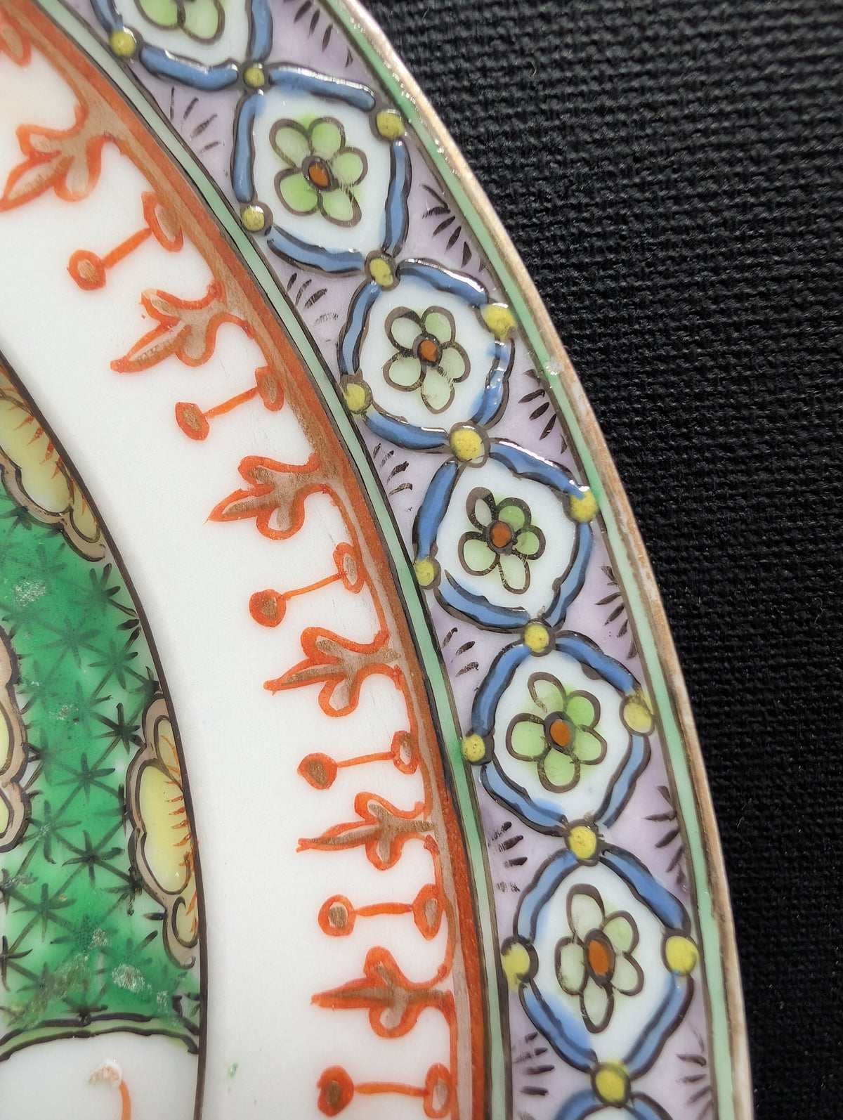 Chinese antique rose mandarin dish with butterflies, Late Qing #3009