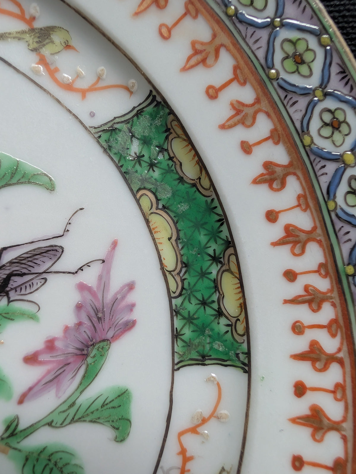 Chinese antique rose mandarin dish with butterflies, Late Qing #3009