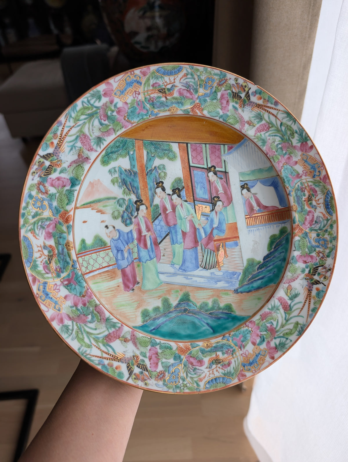 Chinese antique rose mandarin plate, Daoguang period #3010