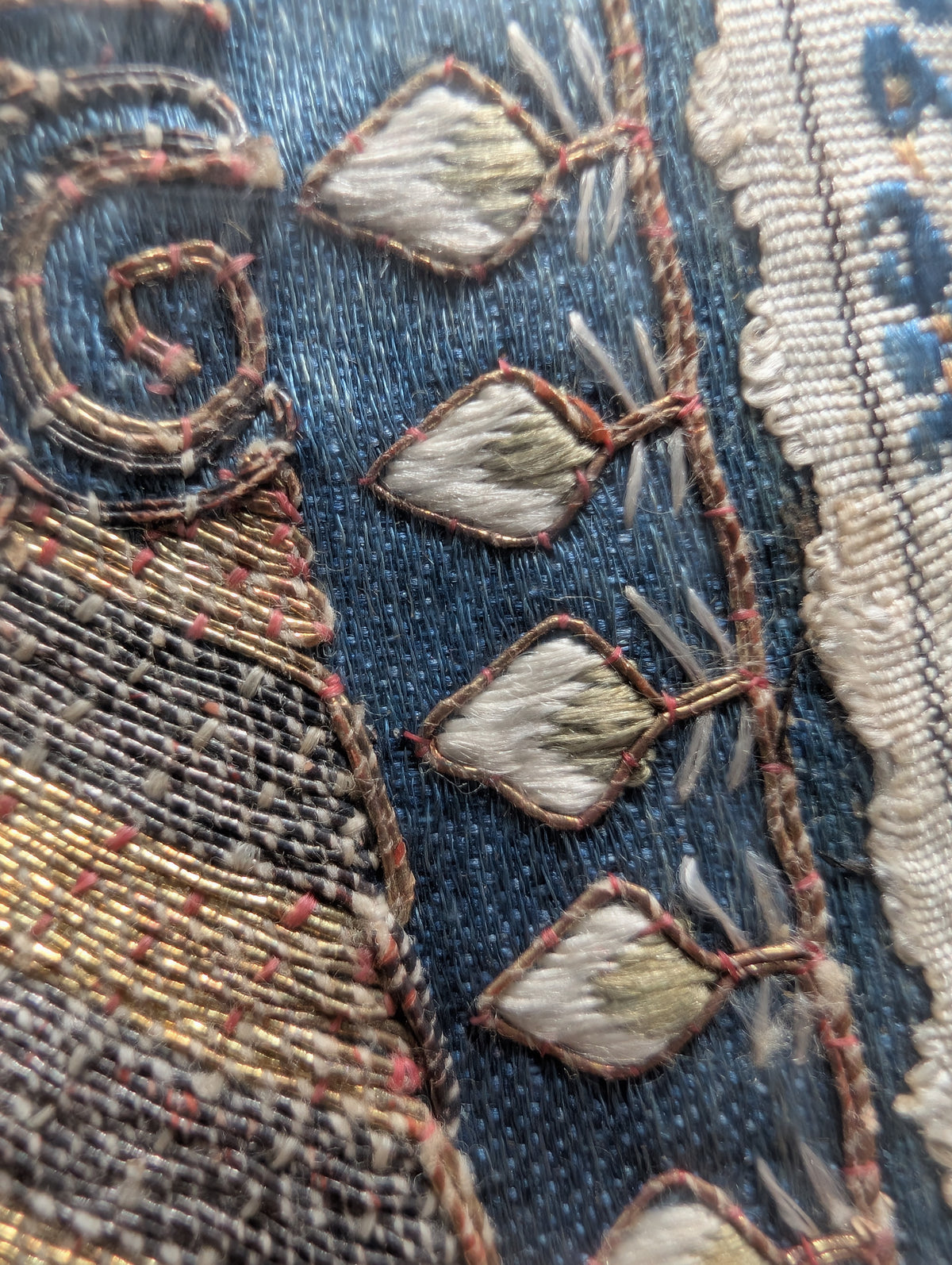 Chinese Antique silk embroidery with pheonix, 19th century Qing Dynasty #3025
