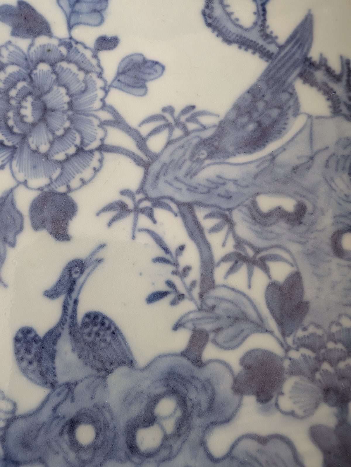 Chinese antique platter in underglazed blue and white, 18th c #2981