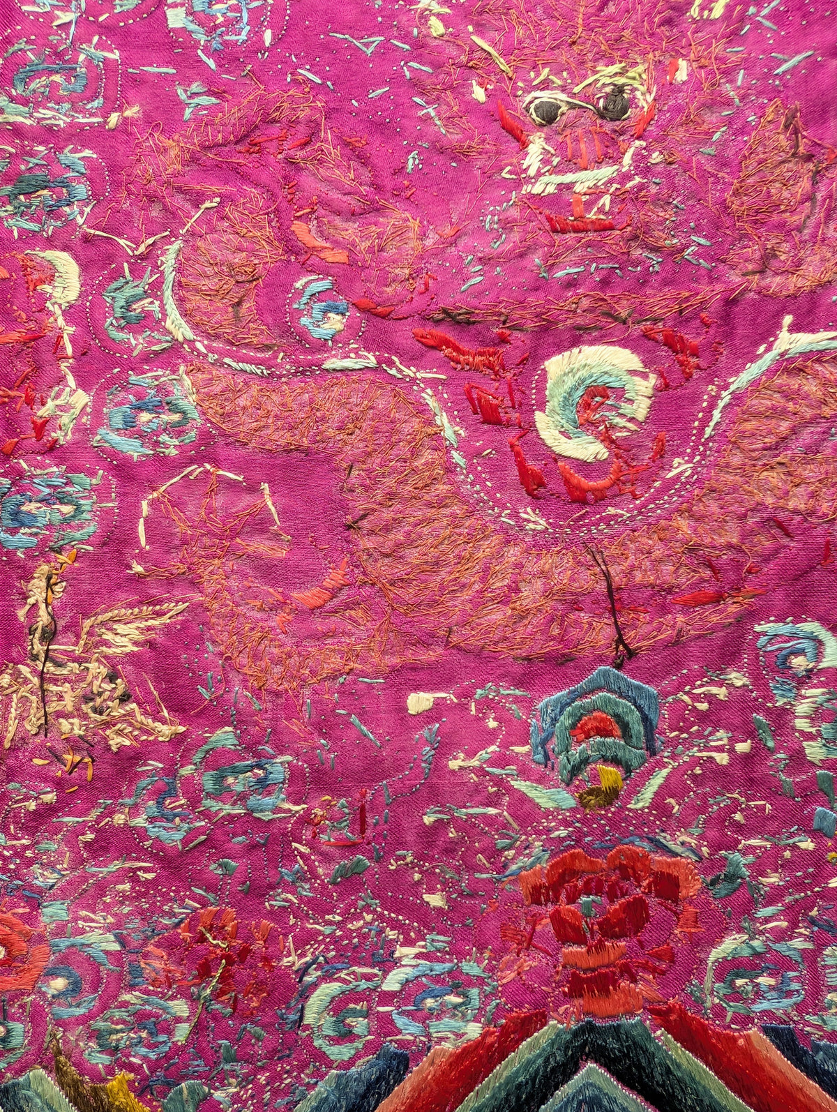 Chinese Antique silk embroidery with Dragon, 19th century Qing Dynasty #2906