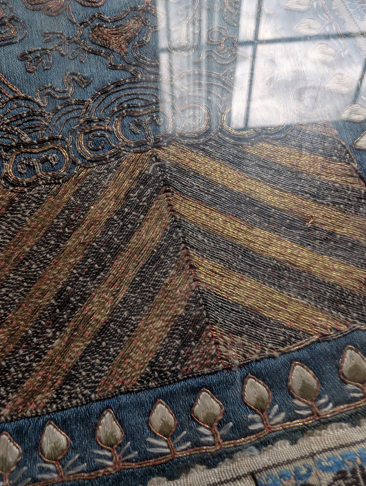 Chinese Antique silk embroidery with pheonix, 19th century Qing Dynasty #3025